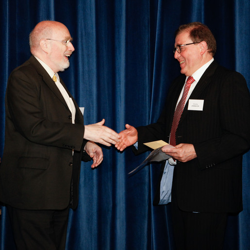 Oertli-Preisverleihung 2008, Stiftungsratspräsident Max Frenkel und Preisträger Charles Linsmayer